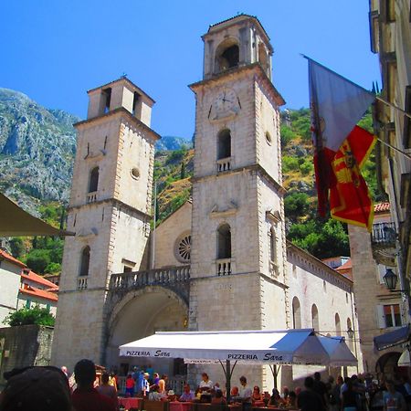 Studios Belvi Kotor Kültér fotó
