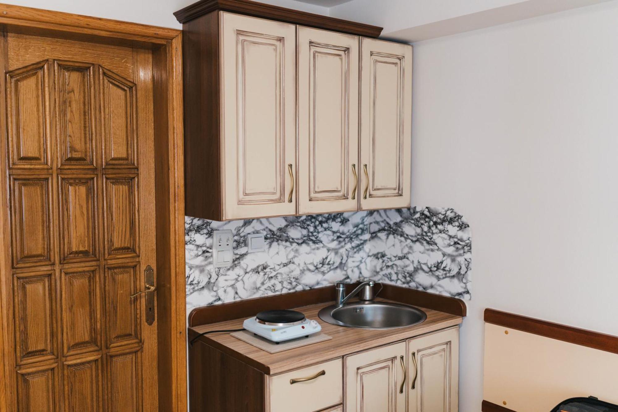 Studios Belvi Kotor Kültér fotó